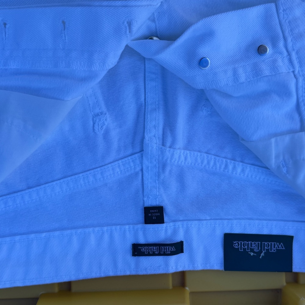 Wild Fable White Shorts #144 - Picture 2 of 2